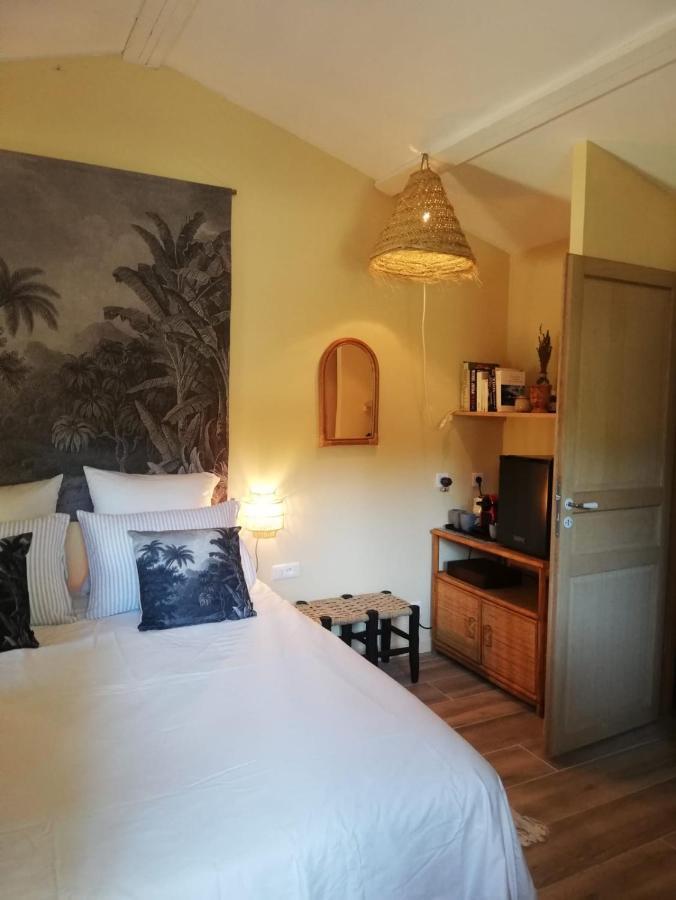 Les Cabanons Sainte Victoire Hotel Екстериор снимка