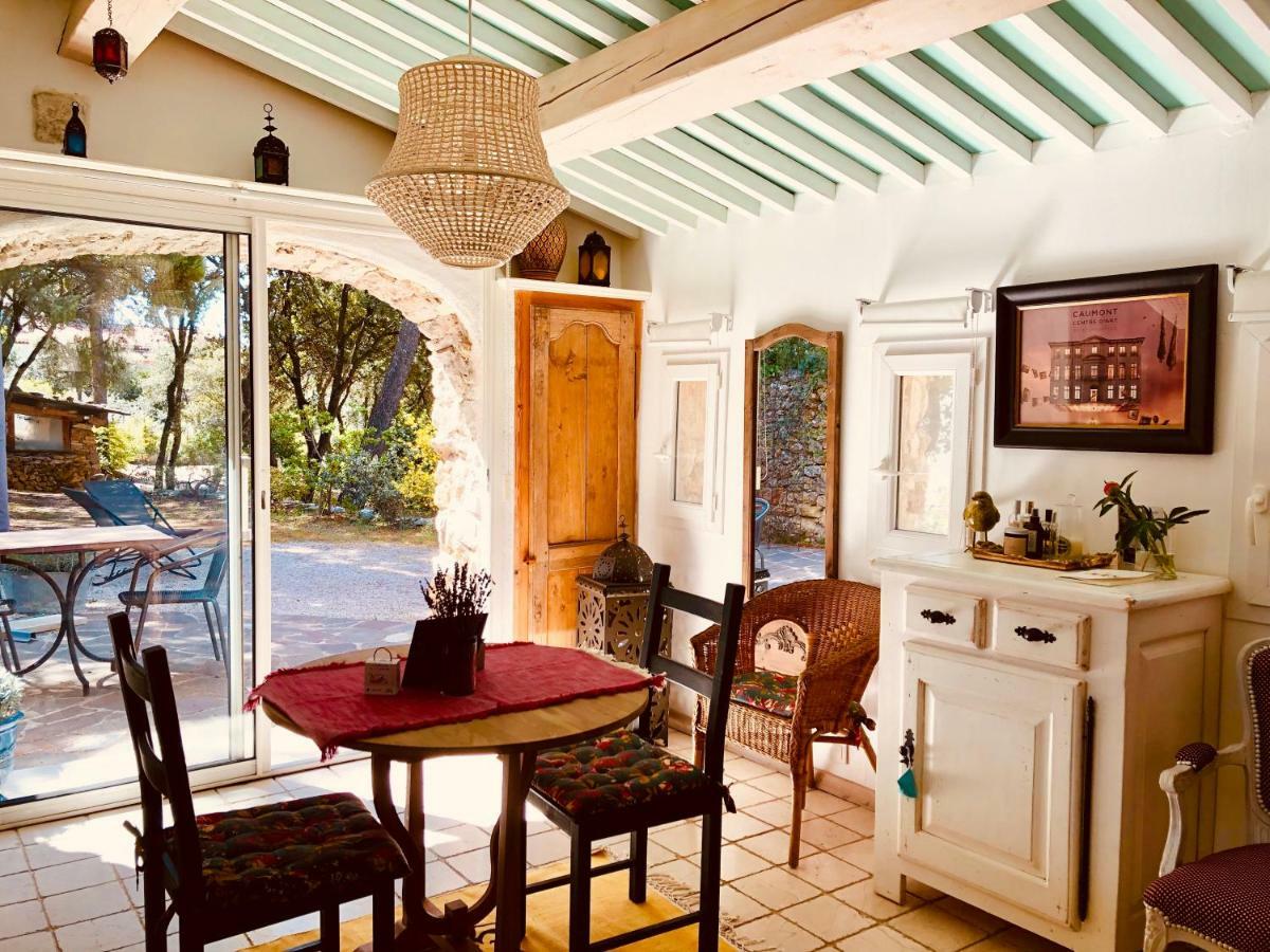 Les Cabanons Sainte Victoire Hotel Екстериор снимка